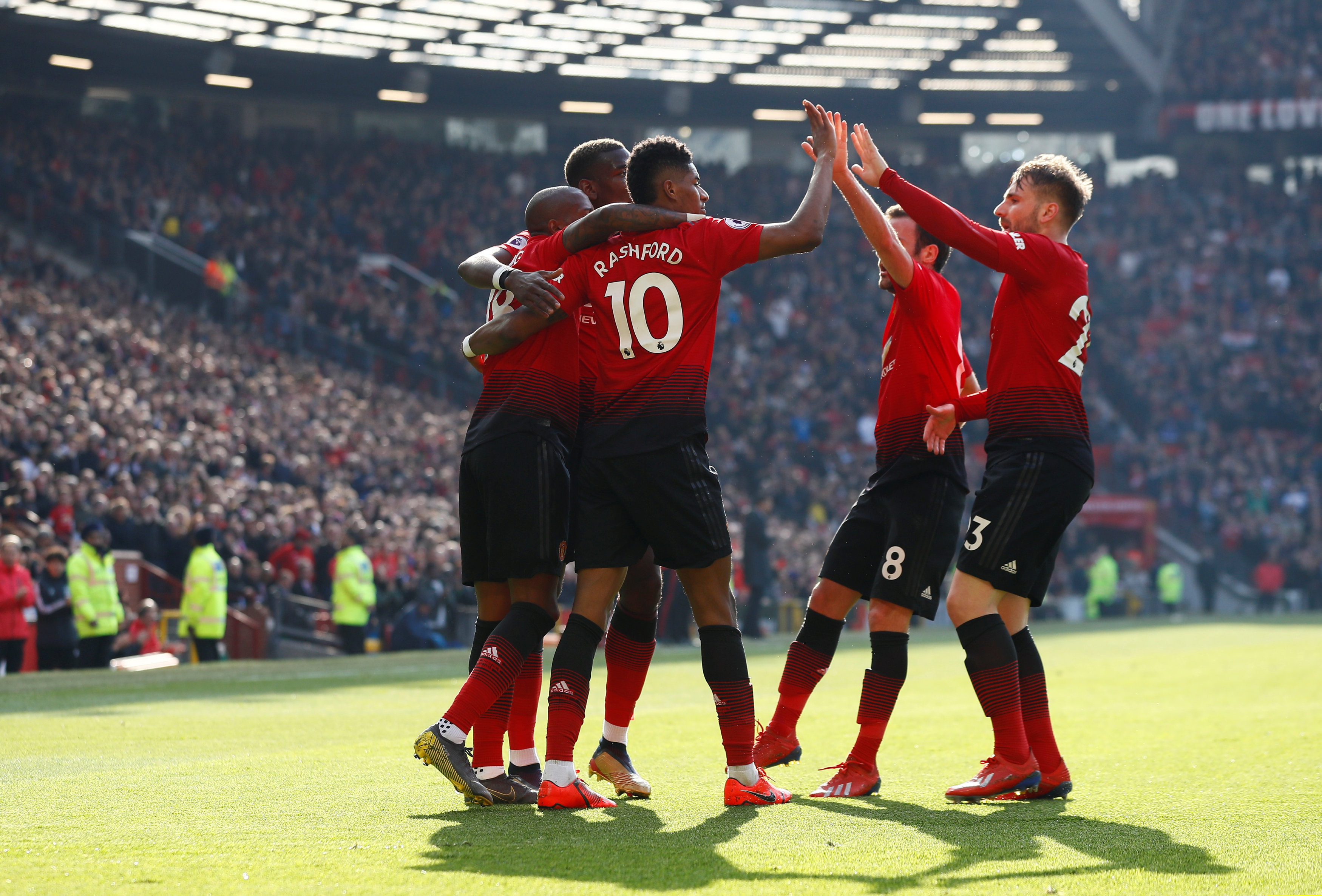 对热点话题 对热点话题