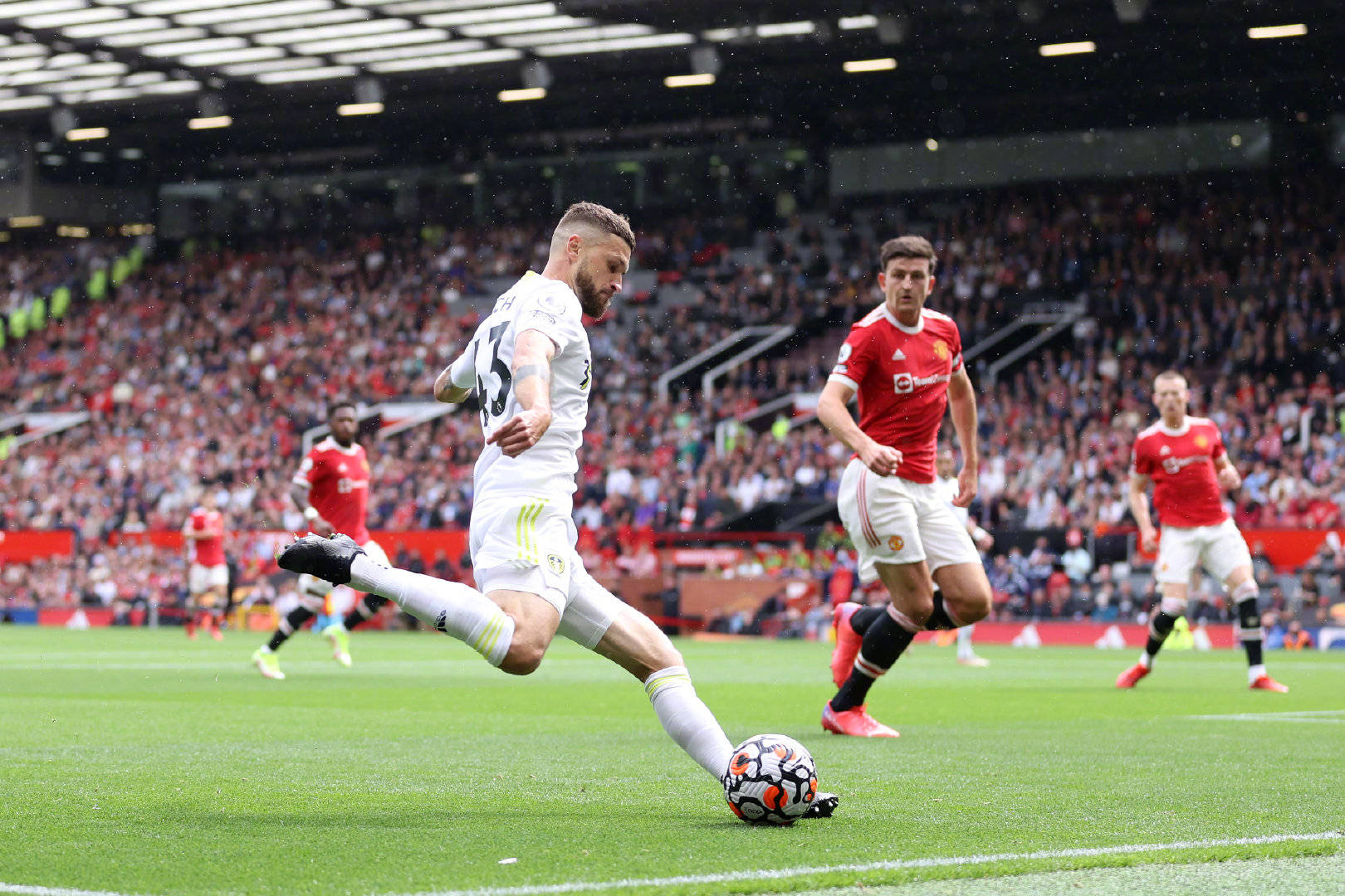 陷入困境 陷入困境